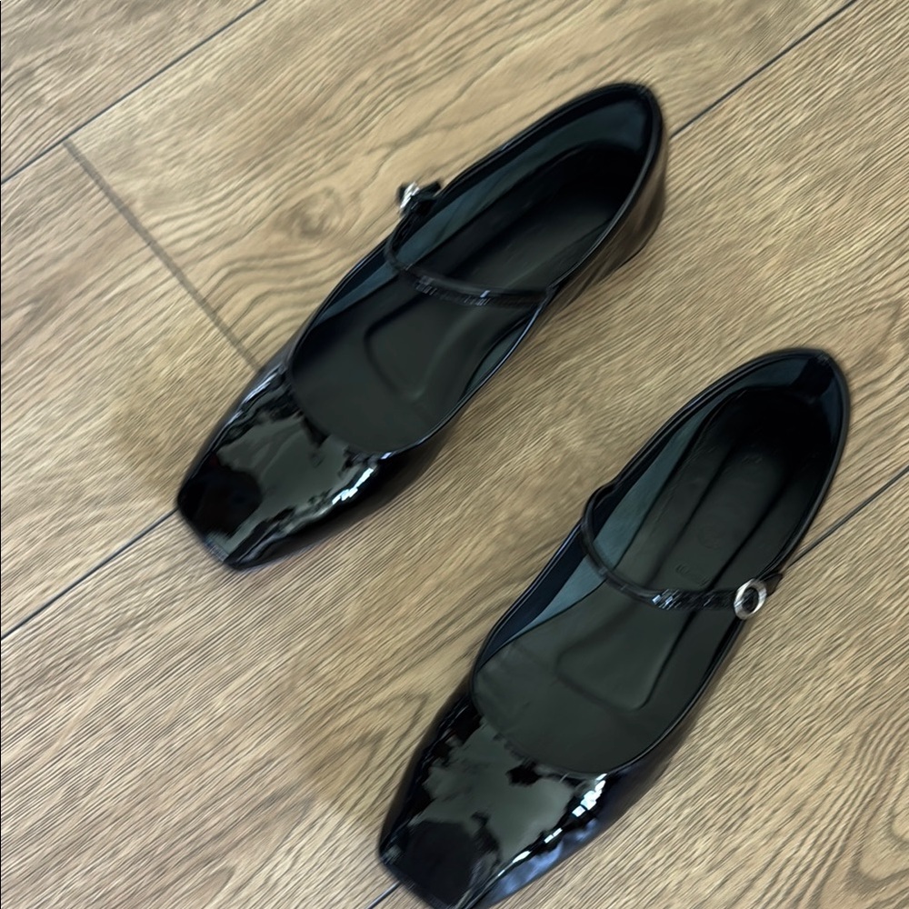 Aeyde Uma Patent Leather Ballerina Ballet Flats Size 39 US 8.5 - Picture 3 of 9
